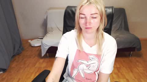 Polly online show from 12.15.24