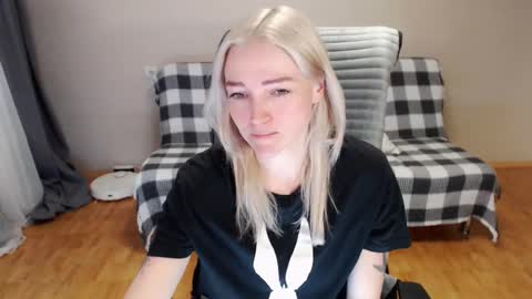 Snapshot of puma_ma chatting on 02.07.26 Polly online show from 02.07.26