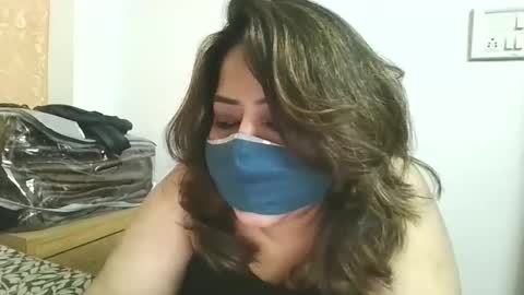 Snapshot of punjabimilf chatting on 02.16.26 nutella online show from 02.16.26