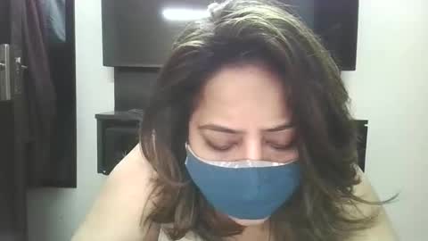 Snapshot of punjabimilf chatting on 02.27.26 nutella online show from 02.27.26