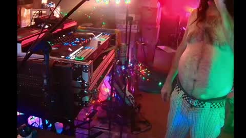 punkrunr083 online show from 06.02.26