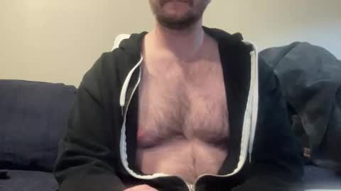 Snapshot of pure03 chatting on 11.27.25 pure03 online show from 11.27.25