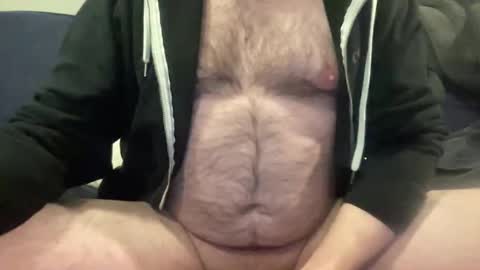 Snapshot of pure03 chatting on 12.01.25 pure03 online show from 12.01.25