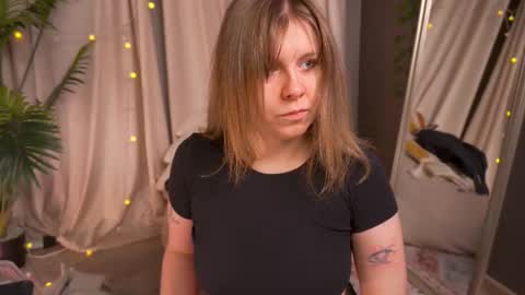 constant schedule Wednesday  Friday  Saturday  Sunday  The Rosemarie online show from 02.07.26