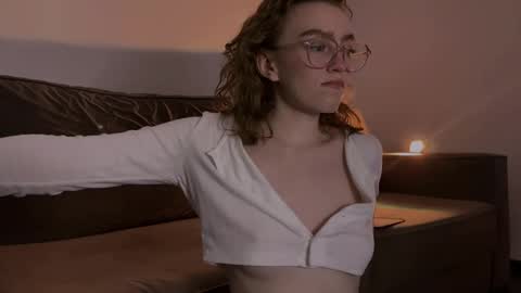 Marie online show from 02.11.25