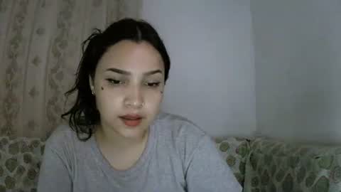 Snapshot of purple_23 chatting on 02.06.26 Lizzy online show from 02.06.26