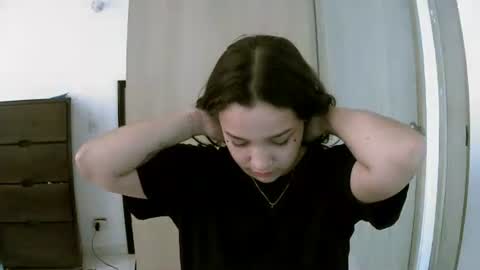 Snapshot of purple_23 chatting on 02.19.26 Lizzy online show from 02.19.26