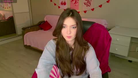 Bella online show from 11.26.25