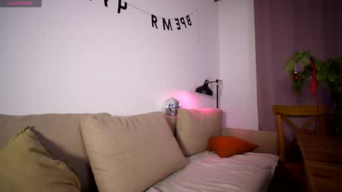 Snapshot of purple_baby chatting on 01.03.25 Sasha  wait you here 6 of November. will celebrate my B- day online show from 01.03.25