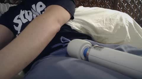 Snapshot of purplemountains chatting on 03.09.25 Purple Mountains online show from 03.09.25