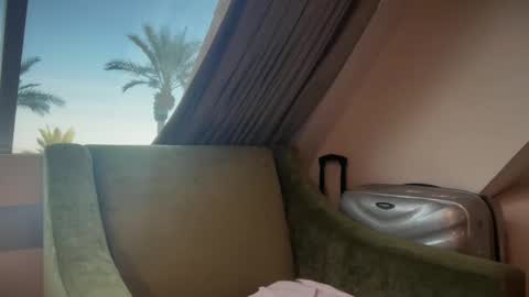 PurpleRainn69  Dina online show from 02.23.25