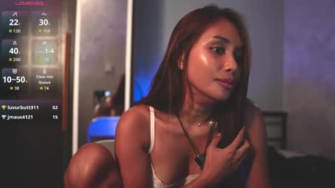 Snapshot of purrfecttease0_0 chatting on 04.15.26 purrfecttease0_0 online show from 04.15.26