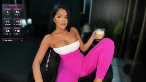 Snapshot of pussydollxx chatting on 10.16.25 Andreea online show from 10.16.25