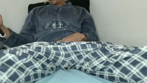 Snapshot of pussyhunterpt chatting on 01.26.25 Ruck Fules online show from 01.26.25