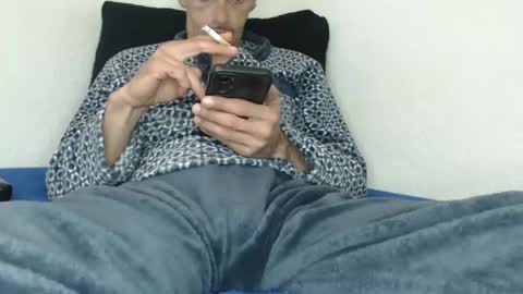 Snapshot of pussyhunterpt chatting on 02.07.25 Ruck Fules online show from 02.07.25