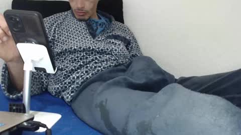 Snapshot of pussyhunterpt chatting on 02.10.25 Ruck Fules online show from 02.10.25