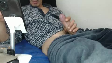 Snapshot of pussyhunterpt chatting on 02.28.25 Ruck Fules online show from 02.28.25