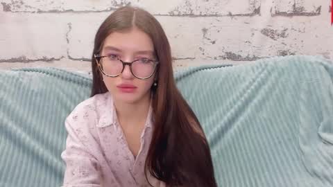 pussykatt_girl online show from 02.01.25