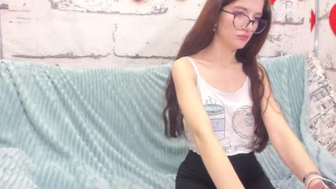 pussykatt_girl online show from 02.06.25