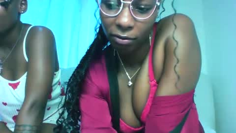 kate and noels online show from 12.15.25