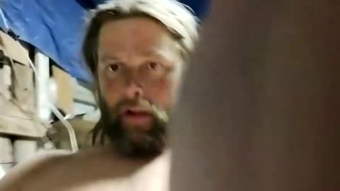 Snapshot of pussylicker517038 chatting on 12.21.24 pussylicker517038 online show from 12.21.24