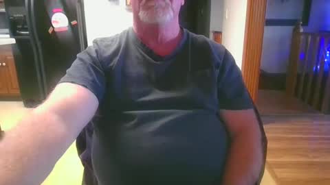 Snapshot of pussylover1365 chatting on 01.13.25 pussylover1365 online show from 01.13.25