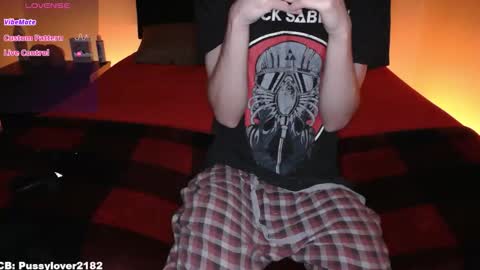pussylover2182 online show from 11.25.25
