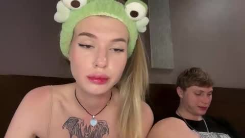 Lina online show from 10.17.25