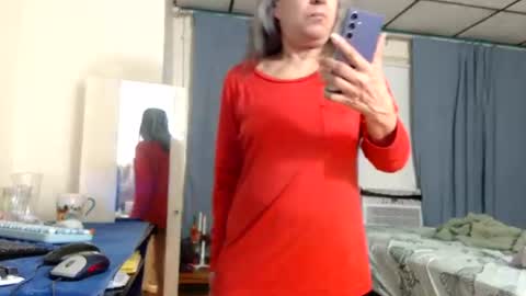 Snapshot of putiputi4u chatting on 06.21.26 putiputi4u online show from 06.21.26