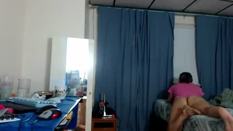 Snapshot of putiputi4u chatting on 06.22.26 putiputi4u online show from 06.22.26