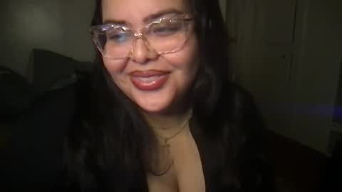 Prettypink Tinyhole online show from 01.10.25