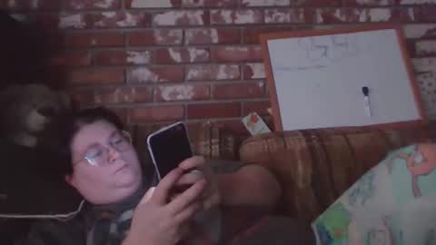 Snapshot of qtbisuccubi chatting on 12.21.25 Br4tty Bunny online show from 12.21.25