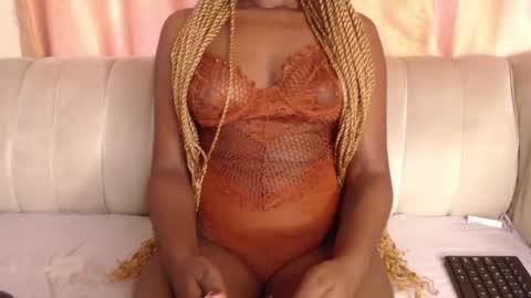 Snapshot of quaine_ryleighn chatting on 11.07.25 RYLEIGHN online show from 11.07.25