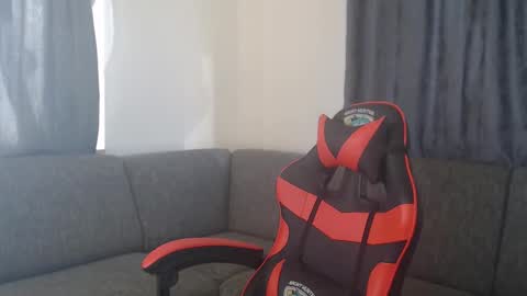 Hellene online show from 04.15.26