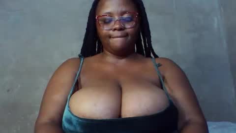 queen2302 online show from 04.02.26