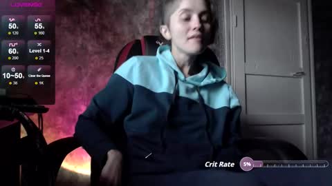 Snapshot of queen4565 chatting on 09.10.25 Lola online show from 09.10.25