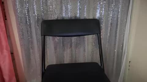 queen69138 online show from 02.13.26