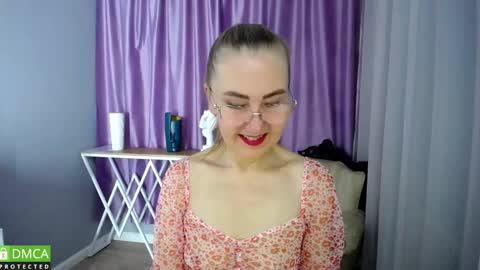 Snapshot of queen_a_n_i chatting on 12.03.24 A N I Ill be here on December 1st online show from 12.03.24