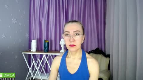 Snapshot of queen_a_n_i chatting on 02.11.25 A N I Ill be here on December 1st online show from 02.11.25