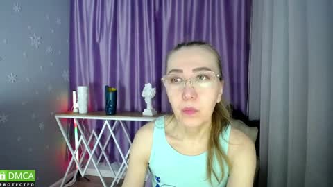 Snapshot of queen_a_n_i chatting on 02.21.25 A N I Ill be here on December 1st online show from 02.21.25