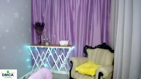 Snapshot of queen_a_n_i chatting on 06.20.26 A N I Ill be here on December 1st online show from 06.20.26