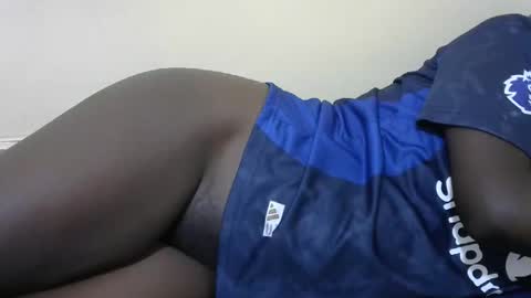 queen_berry1 online show from 01.30.25