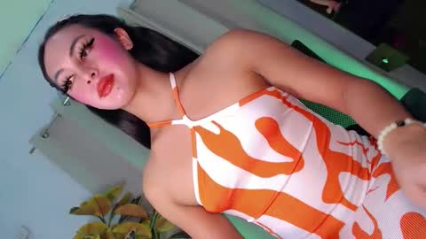 Snapshot of queen_danaya chatting on 02.15.26 queen_danaya online show from 02.15.26