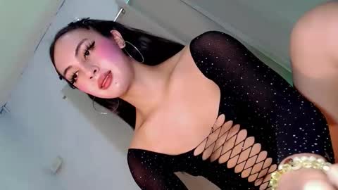 Snapshot of queen_danaya chatting on 02.22.26 queen_danaya online show from 02.22.26