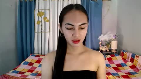Snapshot of queen_danaya chatting on 06.07.26 queen_danaya online show from 06.07.26