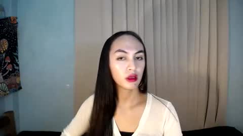 Snapshot of queen_danaya chatting on 06.26.26 queen_danaya online show from 06.26.26