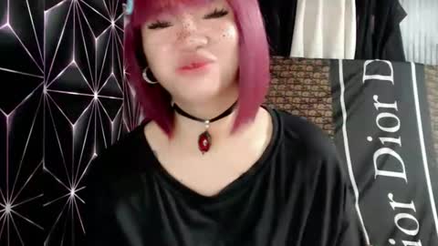 Snapshot of queen_elicktra chatting on 04.25.26 JOY online show from 04.25.26