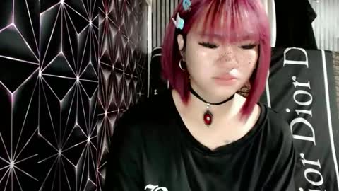 Snapshot of queen_elicktra chatting on 05.05.26 JOY online show from 05.05.26