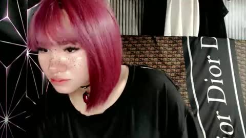Snapshot of queen_elicktra chatting on 05.06.26 JOY online show from 05.06.26