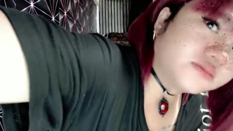 Snapshot of queen_elicktra chatting on 05.18.26 JOY online show from 05.18.26